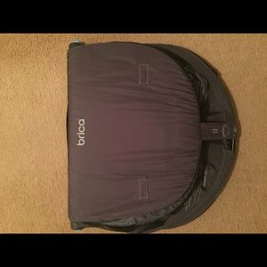Brica travel bassinet